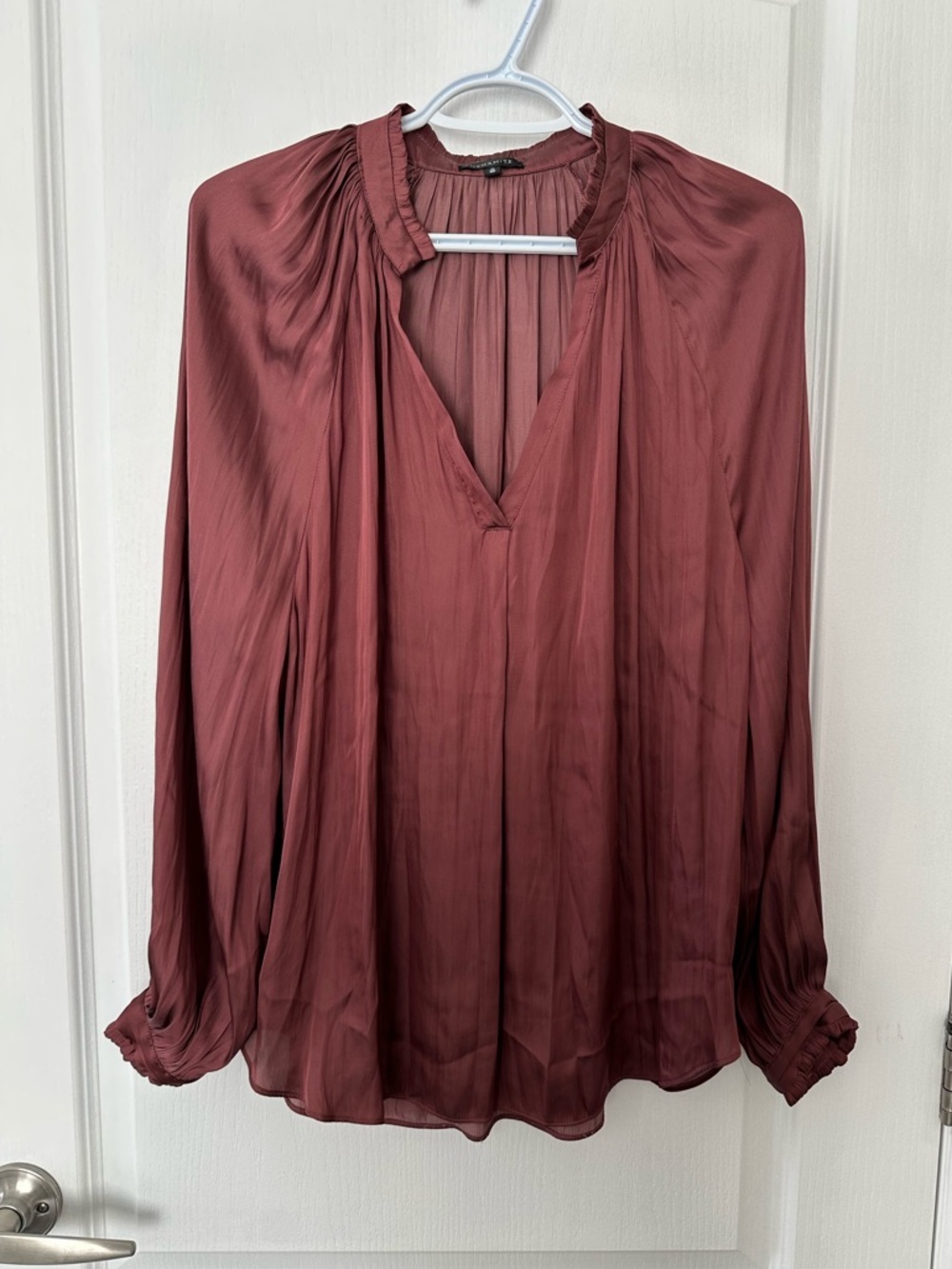 NWOT Women’s Satin-Style Deep Dusty Rose Burgundy Blouse Long V Neck Size M